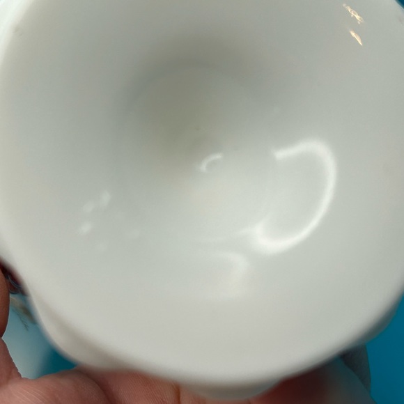 West Moreland milk glass grape hand painted vase, fluted vase, cottage - Picture 4 of 4